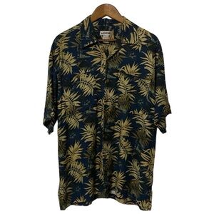 Vintage Hawaiian Shirt with Pockets 100% Silk